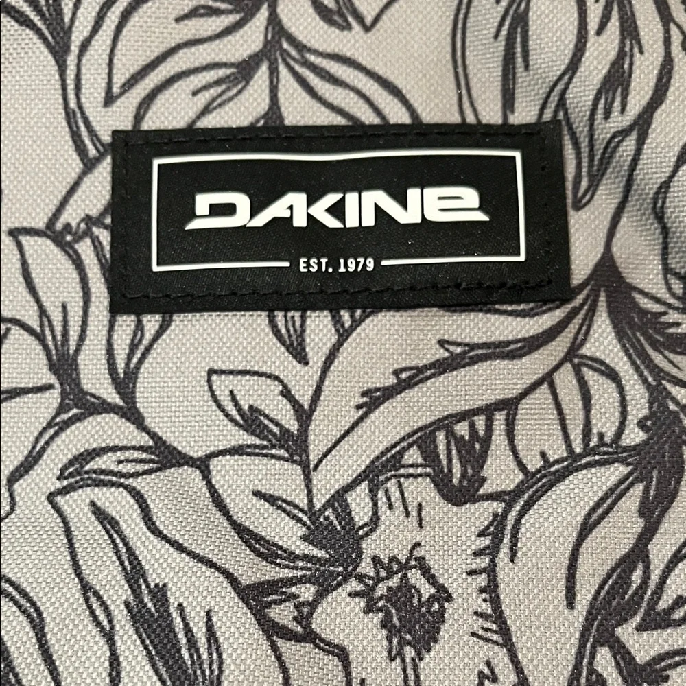 DAKINE 365 21L Poppy Griffin Backpack/NWT